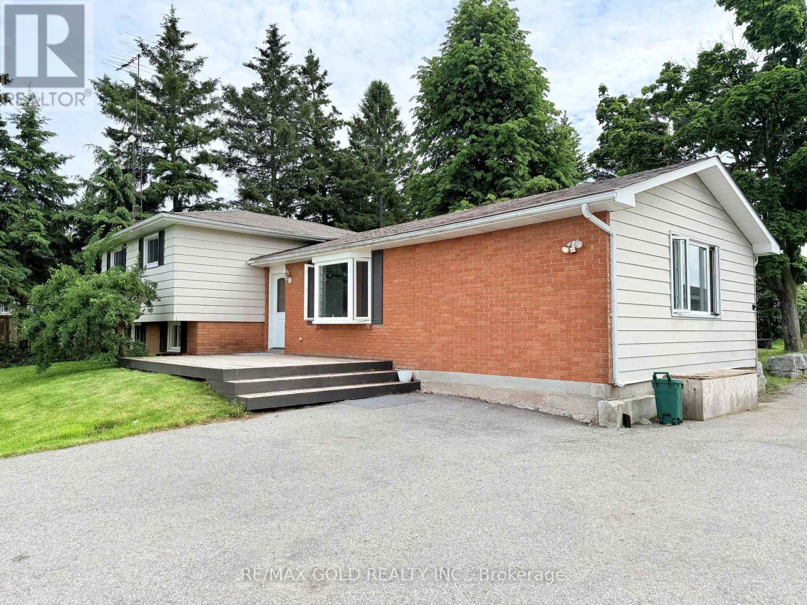 9456 Eighth Line, Halton Hills (Rural Halton Hills), Ontario  L7G 4S5 - Photo 3 - W13640220