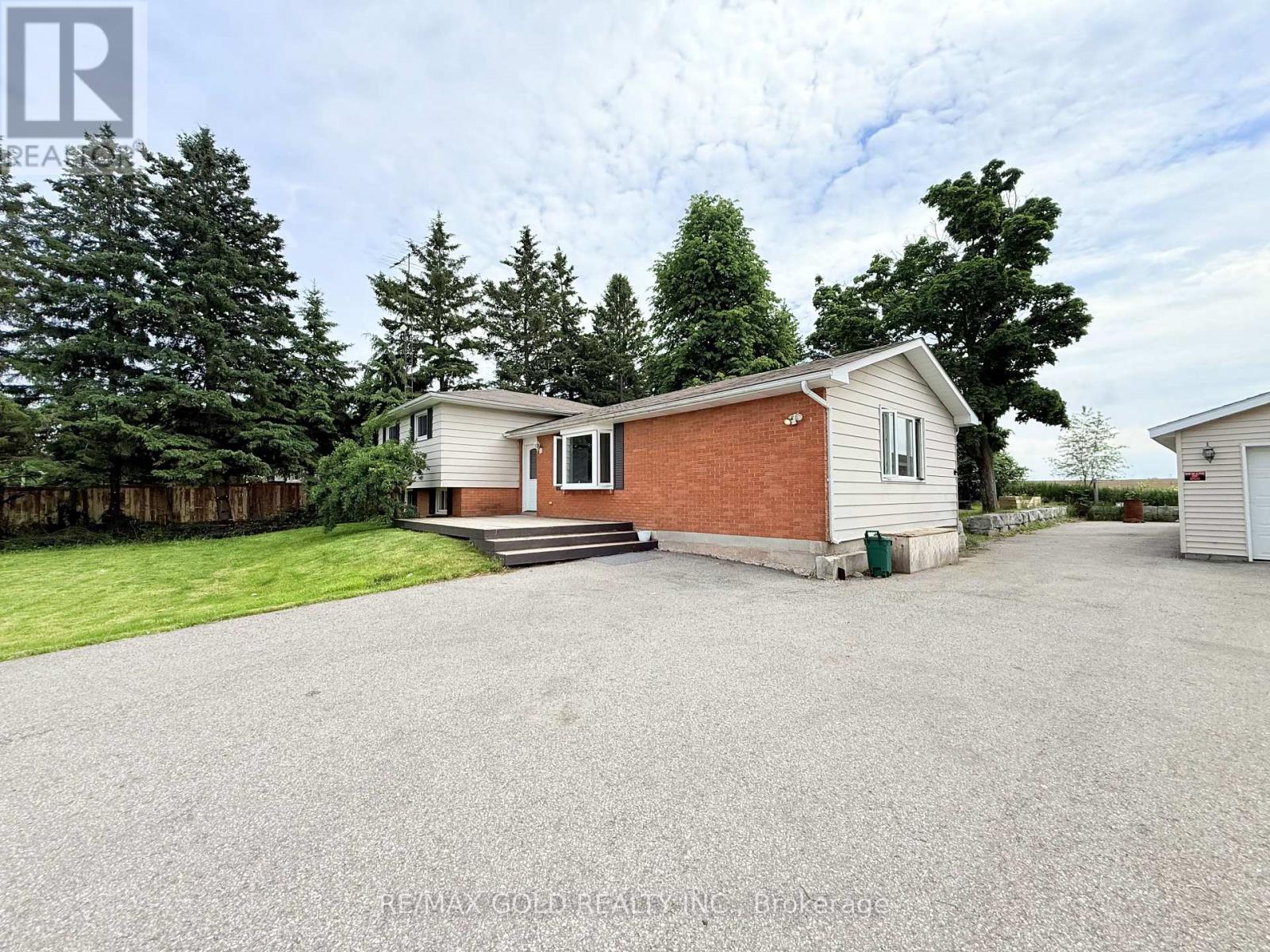 9456 Eighth Line, Halton Hills (Rural Halton Hills), Ontario  L7G 4S5 - Photo 4 - W13640220
