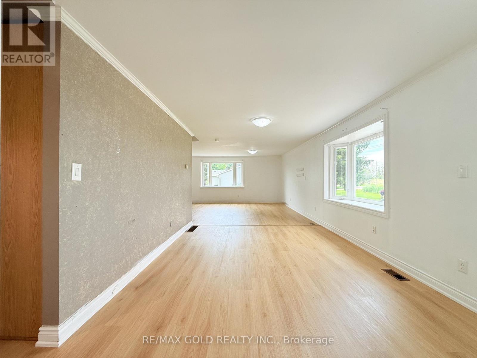 9456 Eighth Line, Halton Hills (Rural Halton Hills), Ontario  L7G 4S5 - Photo 6 - W13640220