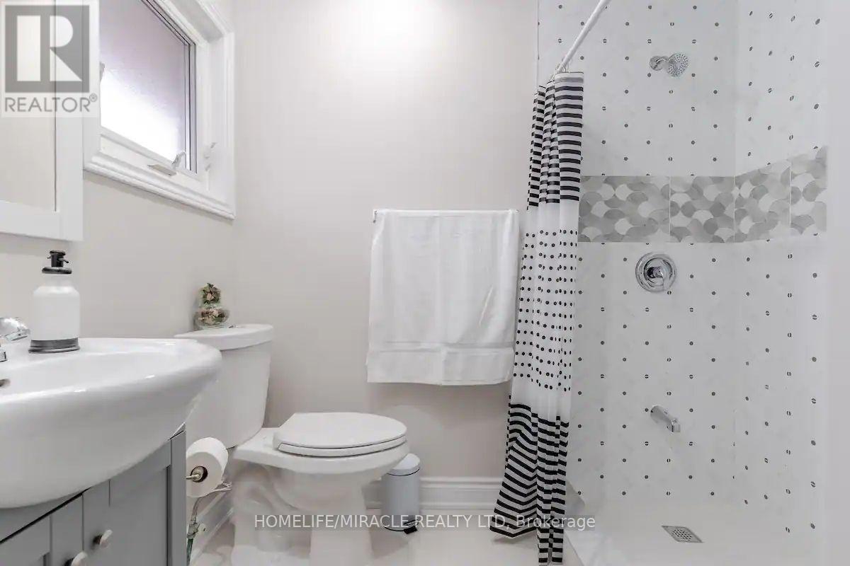 10690 Trafalgar Road, Halton Hills (Rural Halton Hills), Ontario  L7G 4S5 - Photo 11 - W13641006