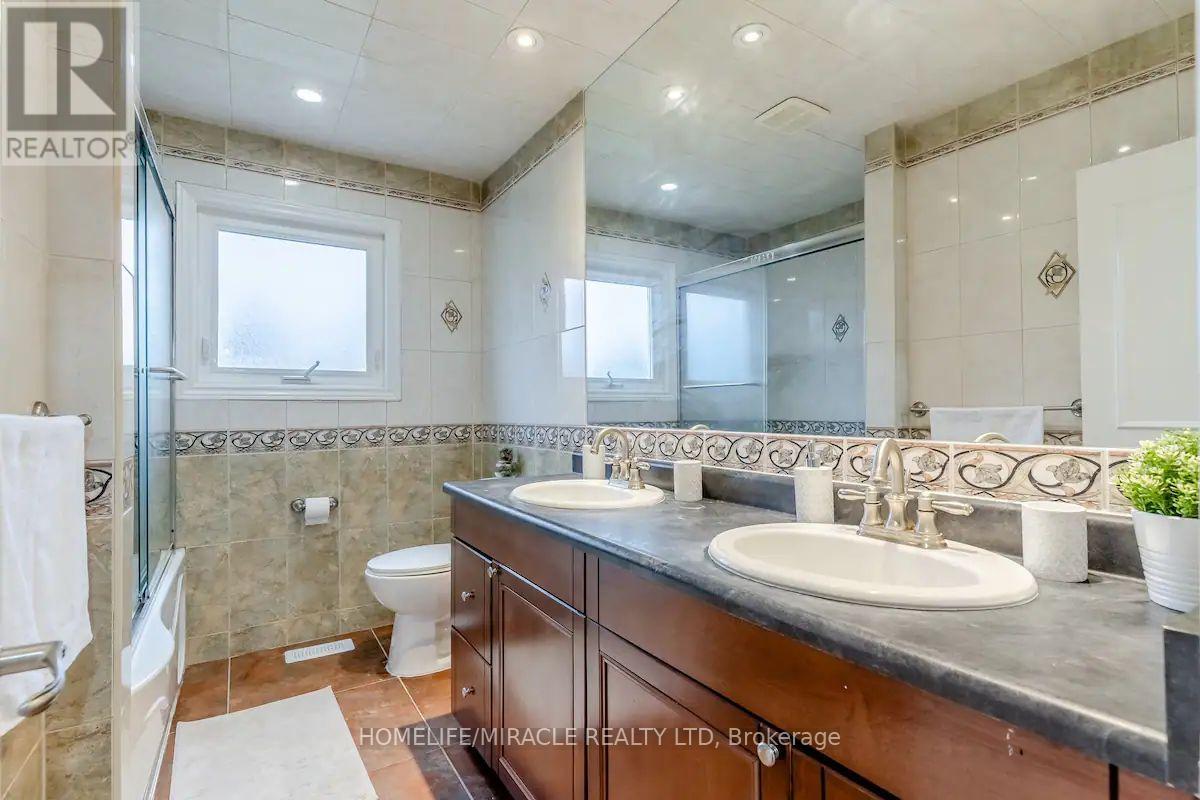 10690 Trafalgar Road, Halton Hills (Rural Halton Hills), Ontario  L7G 4S5 - Photo 12 - W13641006