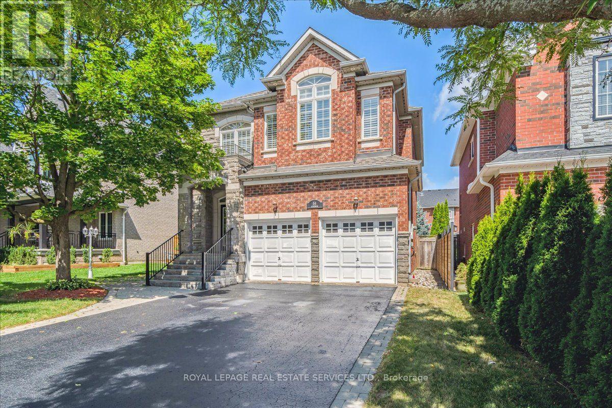 54 Stonebrook Crescent, Halton Hills (Georgetown), Ontario  L7G 6E5 - Photo 1 - W13643438