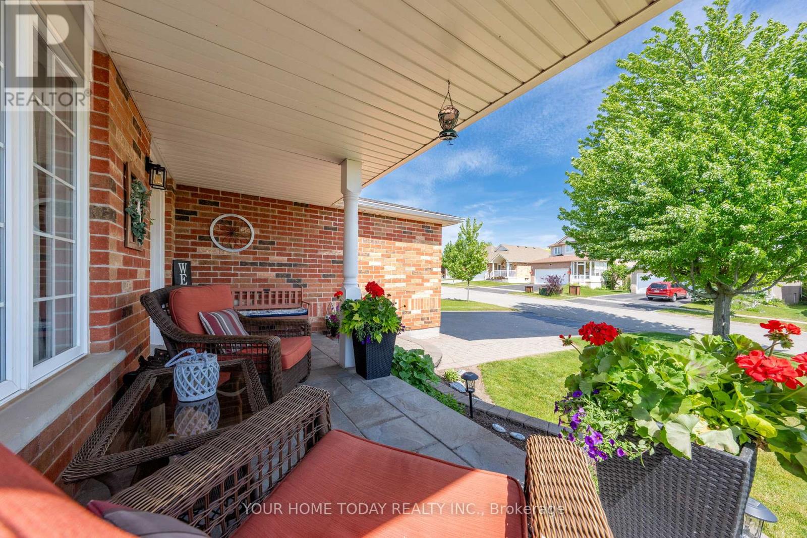 9 Kenney Street, Halton Hills (Ac Acton), Ontario  L7J 3B2 - Photo 6 - W13644302