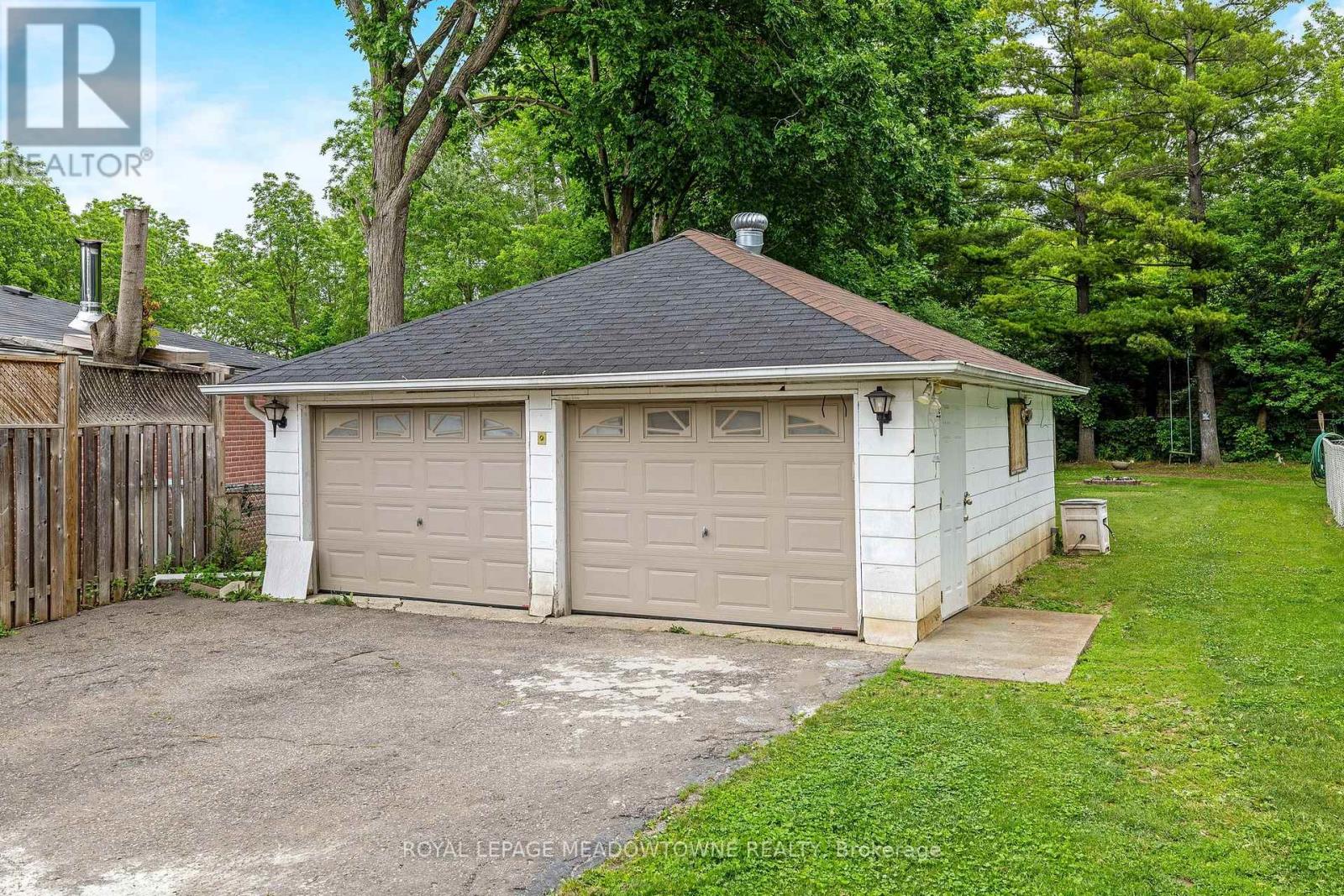 46 Hewson Crescent, Halton Hills (Georgetown), Ontario  L7G 2N9 - Photo 32 - W13644974