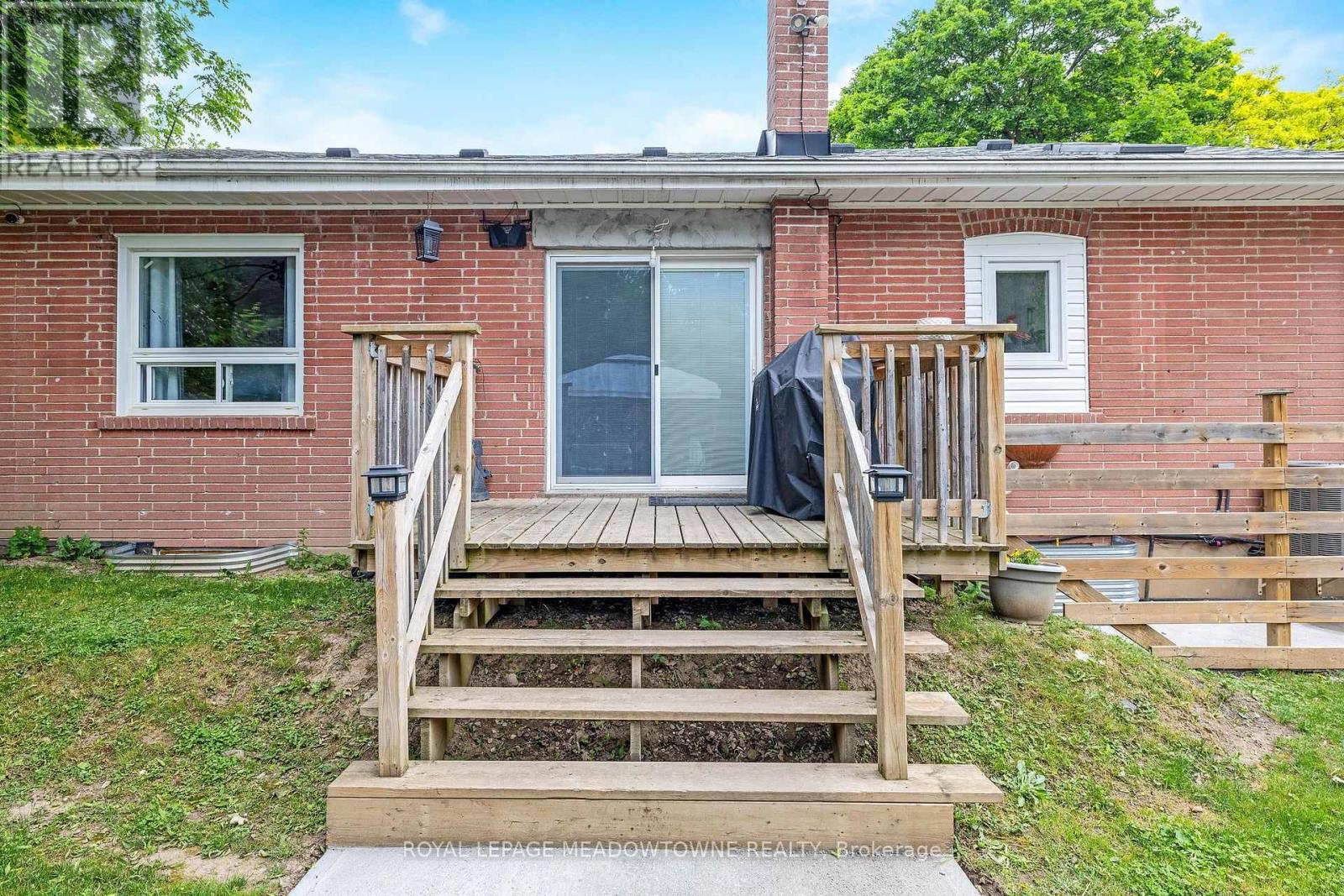 46 Hewson Crescent, Halton Hills (Georgetown), Ontario  L7G 2N9 - Photo 34 - W13644974