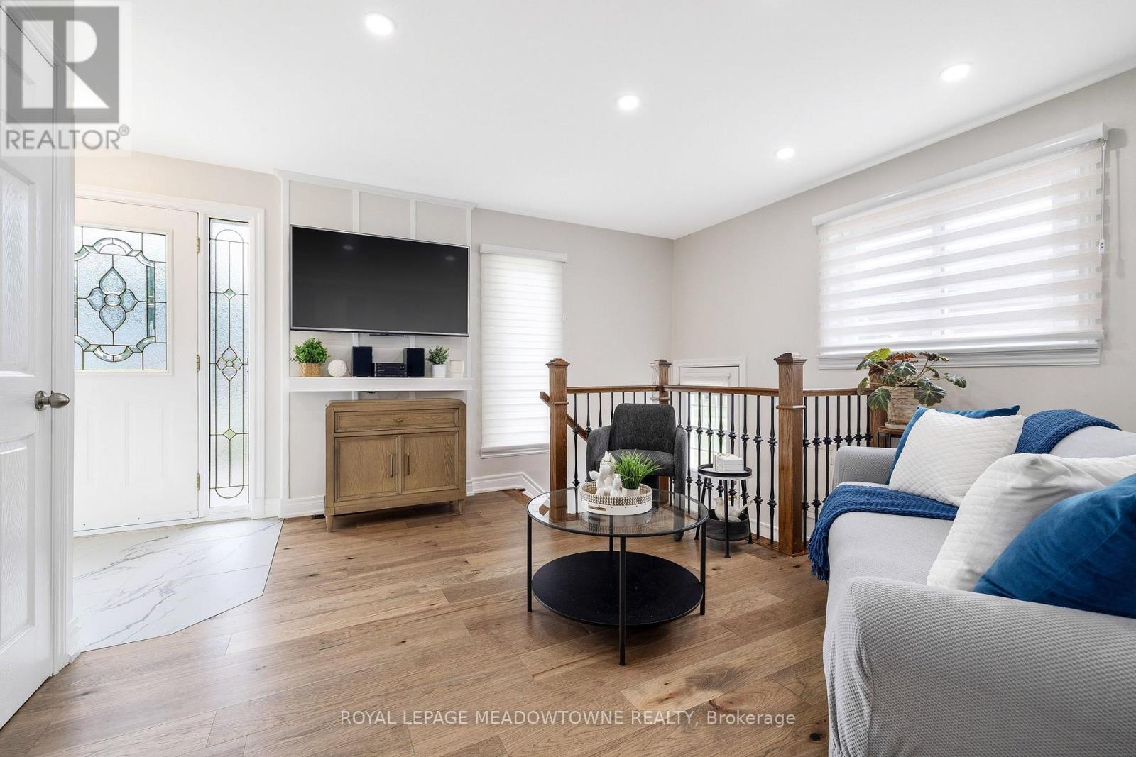 46 Hewson Crescent, Halton Hills (Georgetown), Ontario  L7G 2N9 - Photo 6 - W13644974