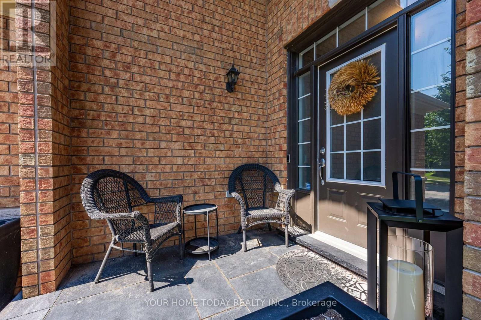 11 Orchid Avenue, Halton Hills (Georgetown), Ontario  L7G 6L7 - Photo 5 - W13646268