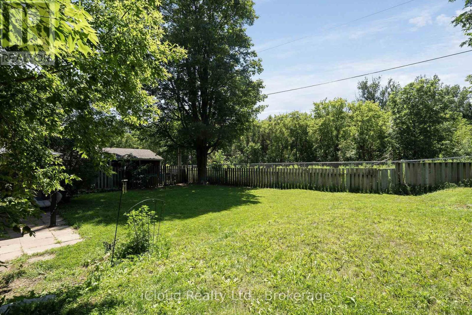 32 Mowbray Place, Halton Hills (Ac Acton), Ontario  L7J 2J8 - Photo 22 - W13648286