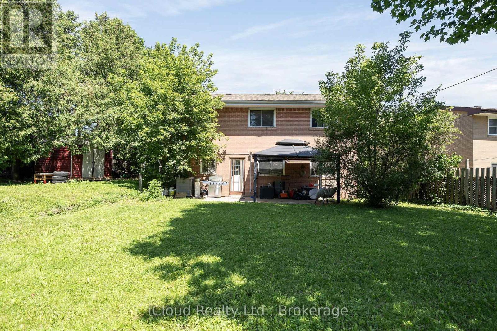 32 Mowbray Place, Halton Hills (Ac Acton), Ontario  L7J 2J8 - Photo 23 - W13648286