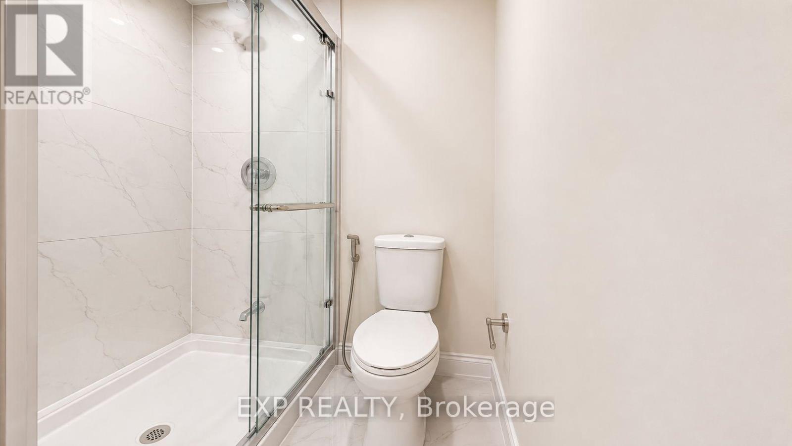 6 Lily Lane, Halton Hills (Georgetown), Ontario  L7G 6M3 - Photo 13 - W13648472