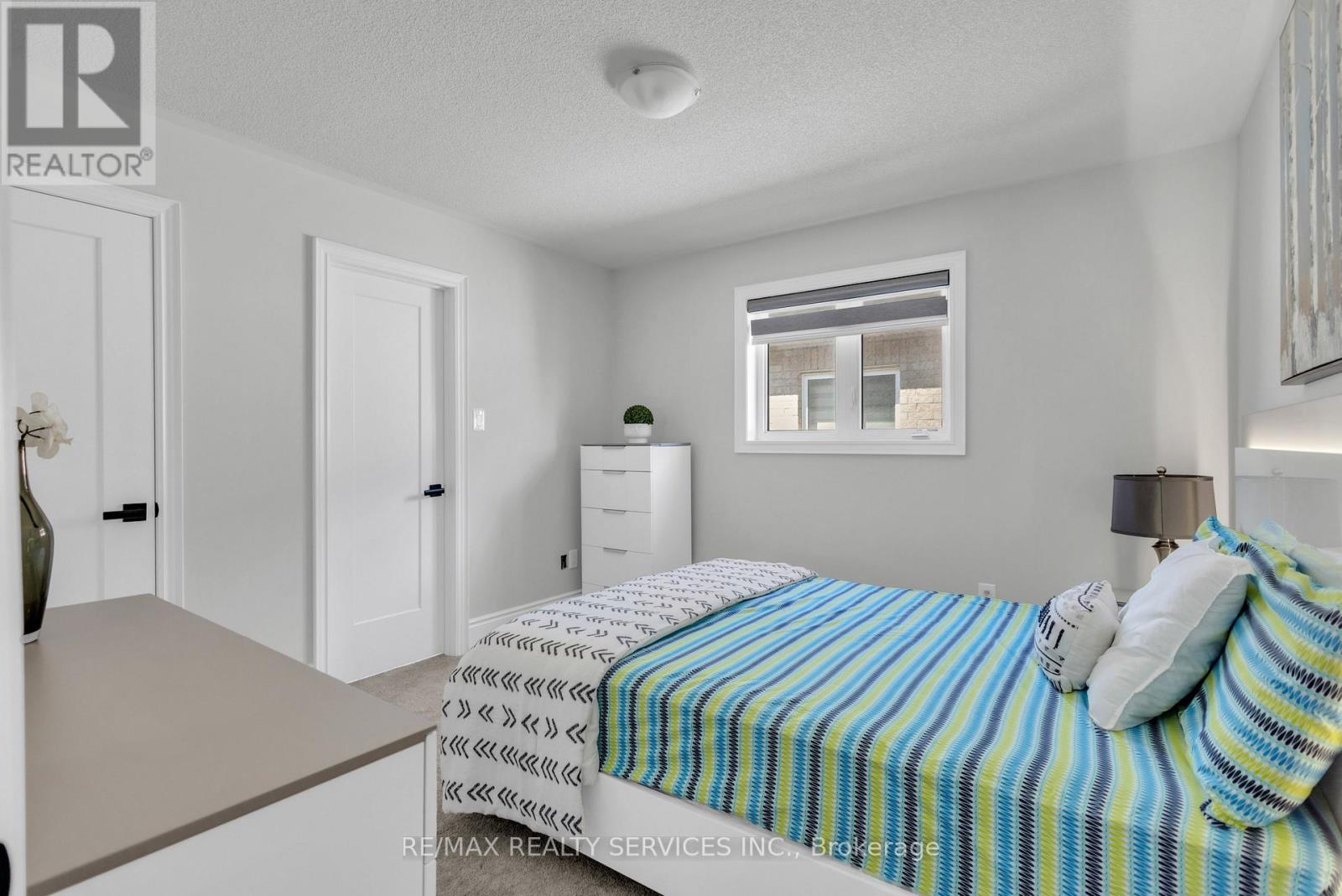 40 Rosewell Crescent, Halton Hills (Georgetown), Ontario  L7G 0N3 - Photo 30 - W13649166