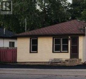 45 Main Street N, Halton Hills (Georgetown), Ontario  L7G 3H2 - Photo 1 - W13651062