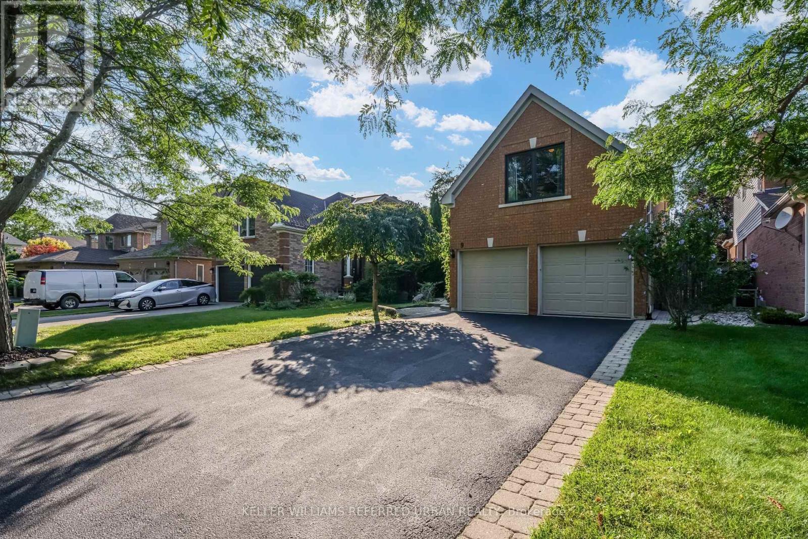 9 Stone Street, Halton Hills (Georgetown), Ontario  L7G 5W6 - Photo 1 - W13652006