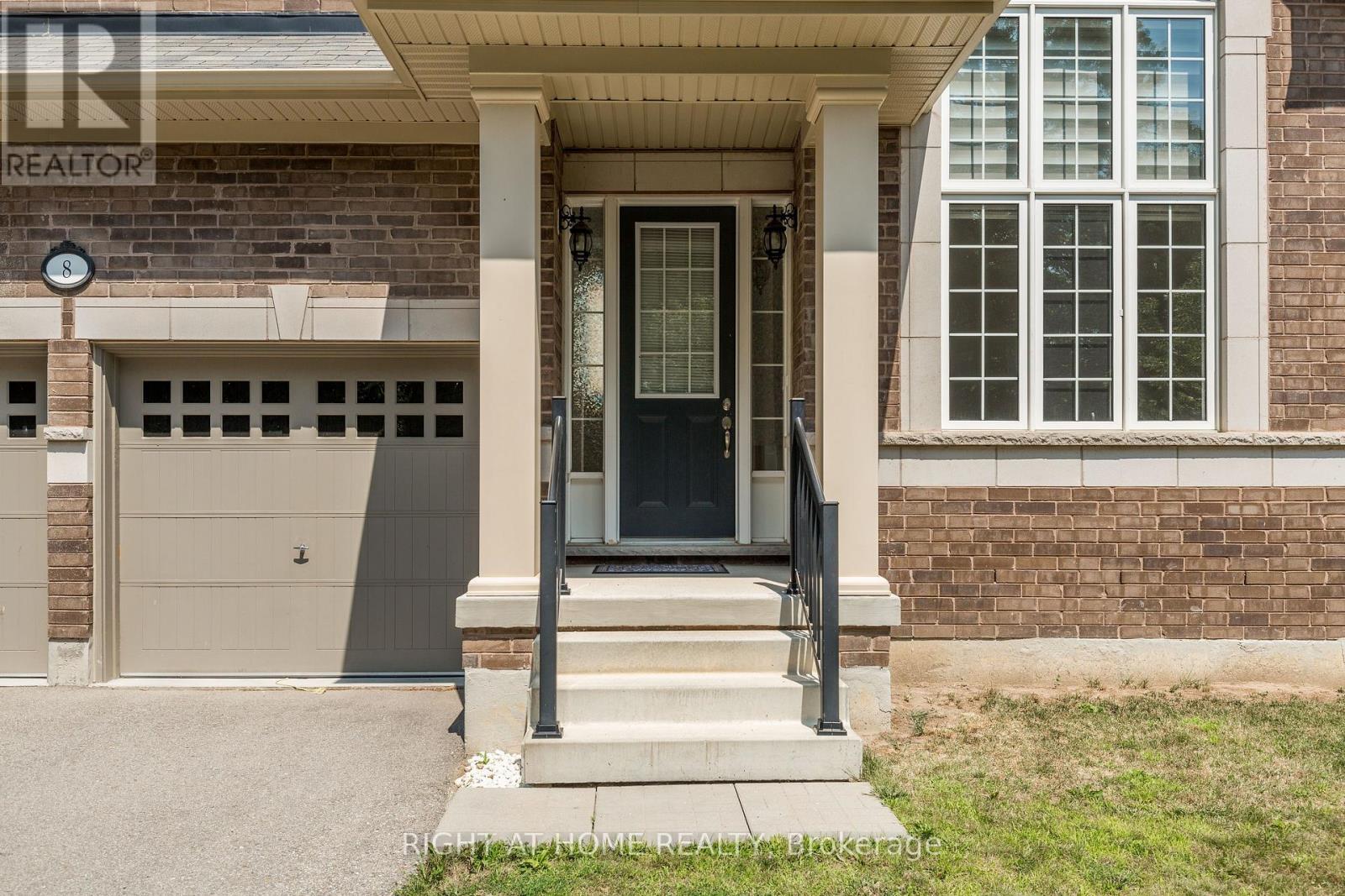 8 Monarch Drive, Halton Hills (Georgetown), Ontario  L7G 0H9 - Photo 3 - W13655958