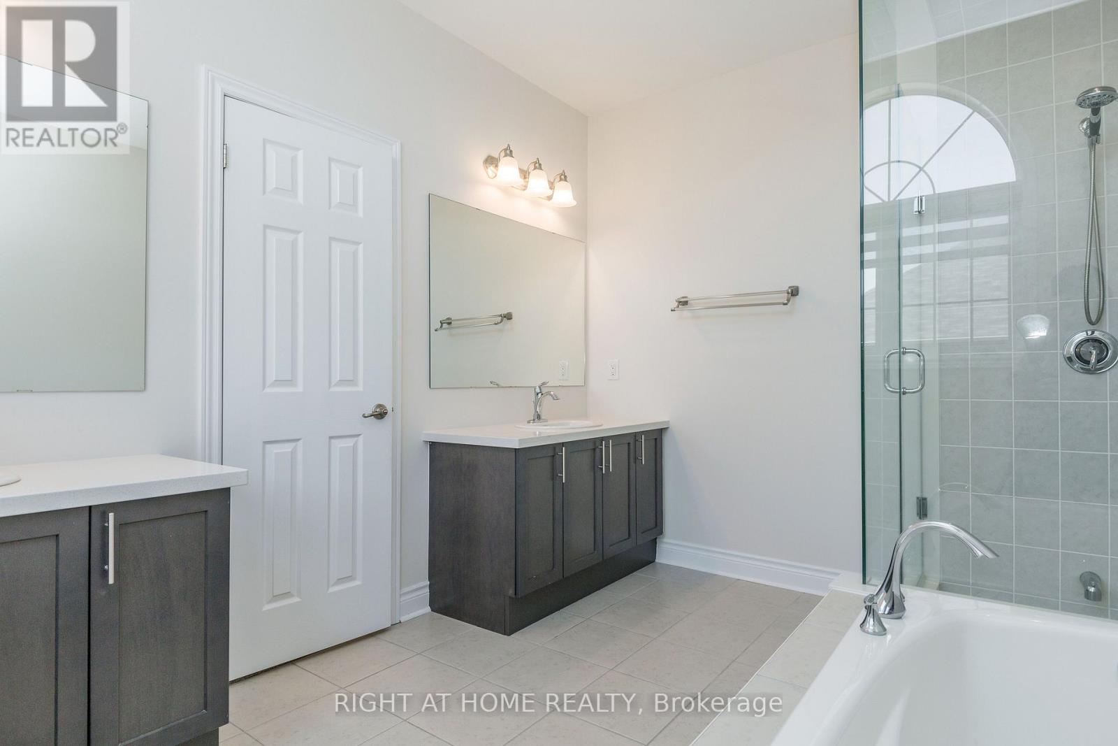 8 Monarch Drive, Halton Hills (Georgetown), Ontario  L7G 0H9 - Photo 39 - W13655958