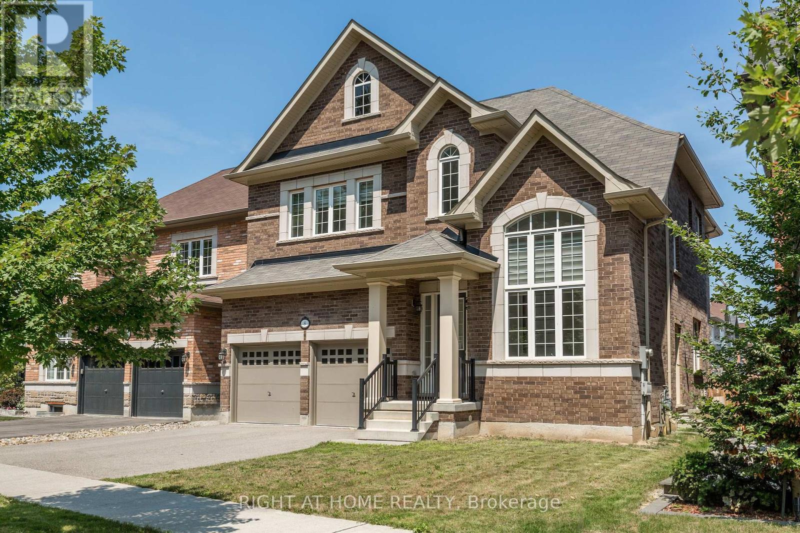 8 Monarch Drive, Halton Hills (Georgetown), Ontario  L7G 0H9 - Photo 4 - W13655958
