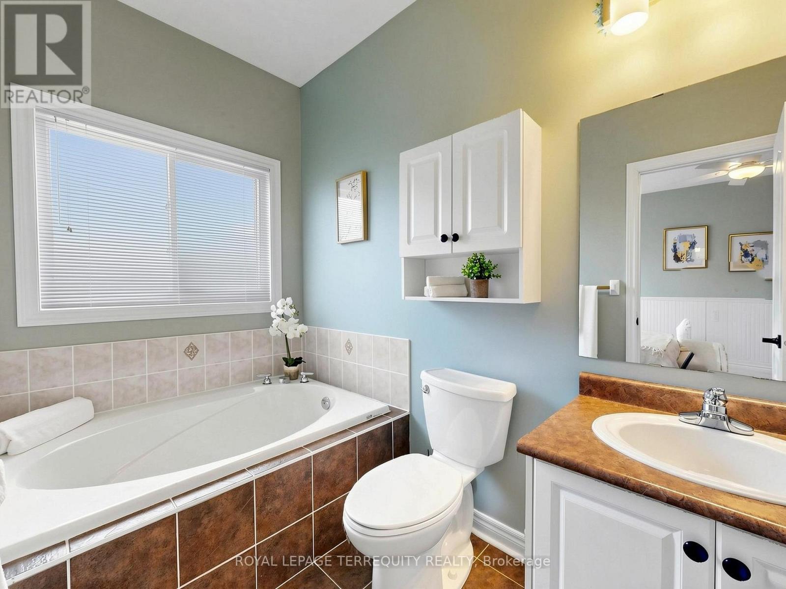 19 Johnson Crescent, Halton Hills (Georgetown), Ontario  L7G 6C9 - Photo 25 - W13656630
