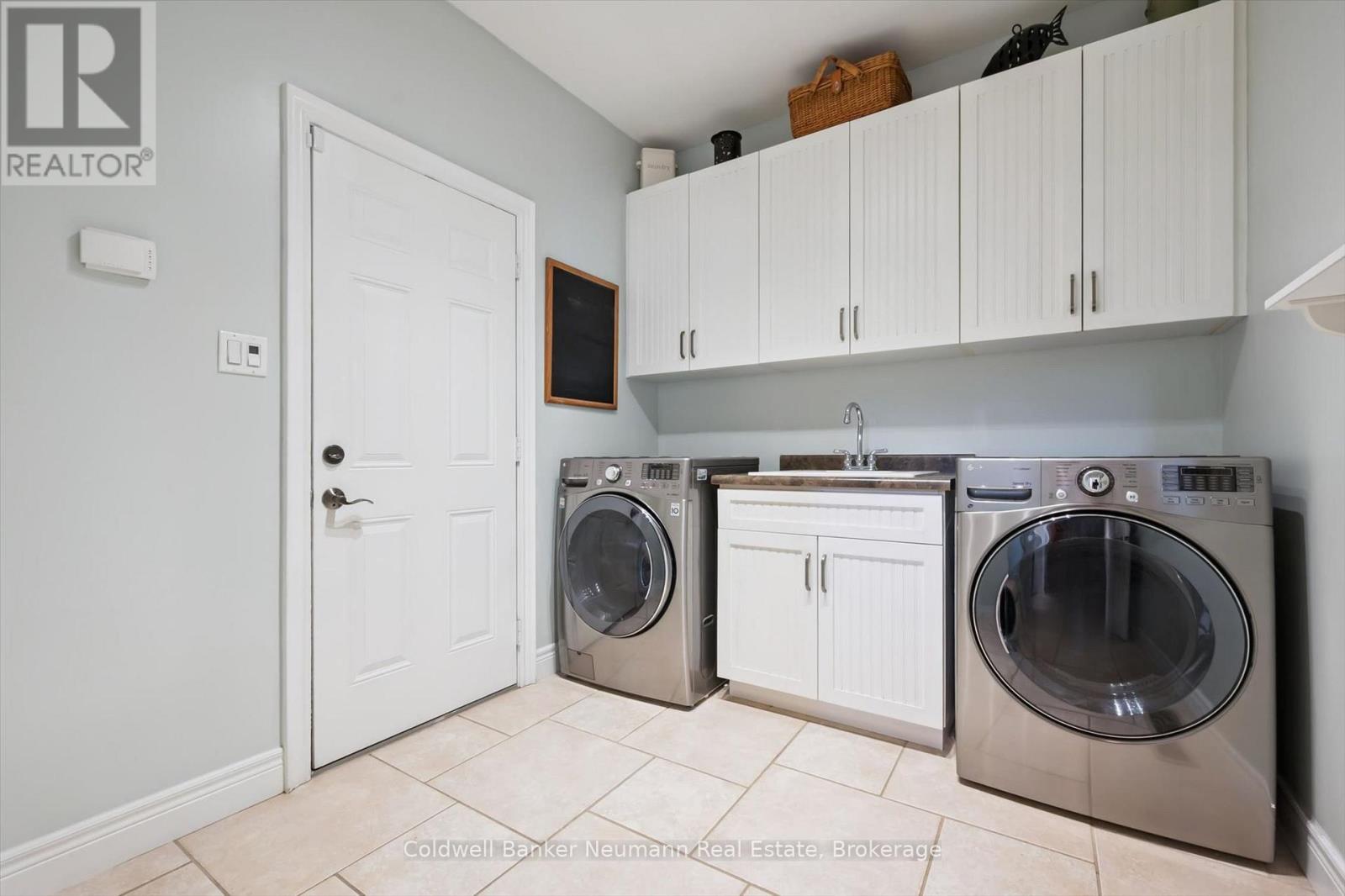 11370 Taylor Court, Milton (Brookville/haltonville), Ontario  L0P 1B0 - Photo 24 - W13657366