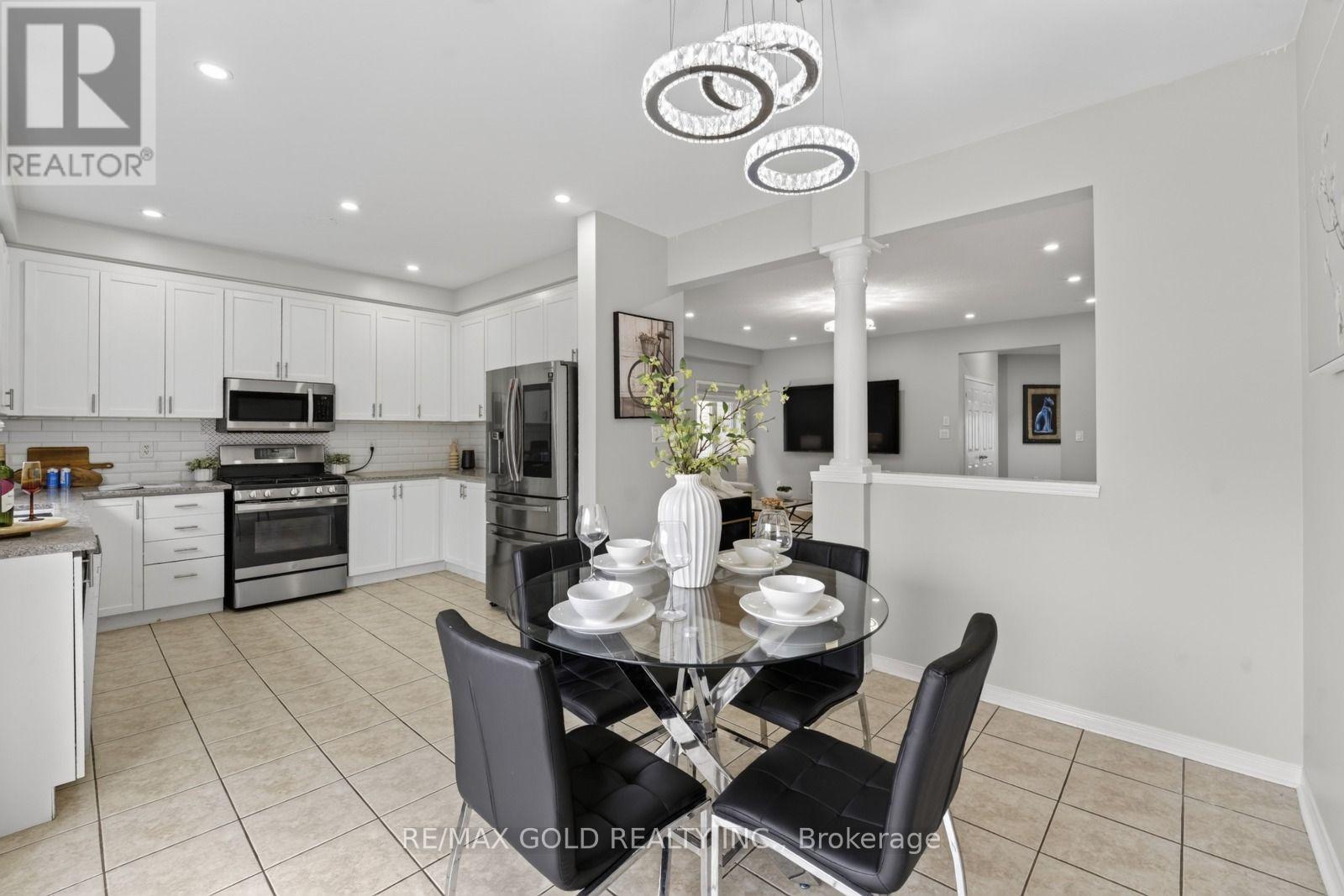 106 Meadowlark Drive, Halton Hills (Georgetown), Ontario  L7G 6N6 - Photo 11 - W13662874
