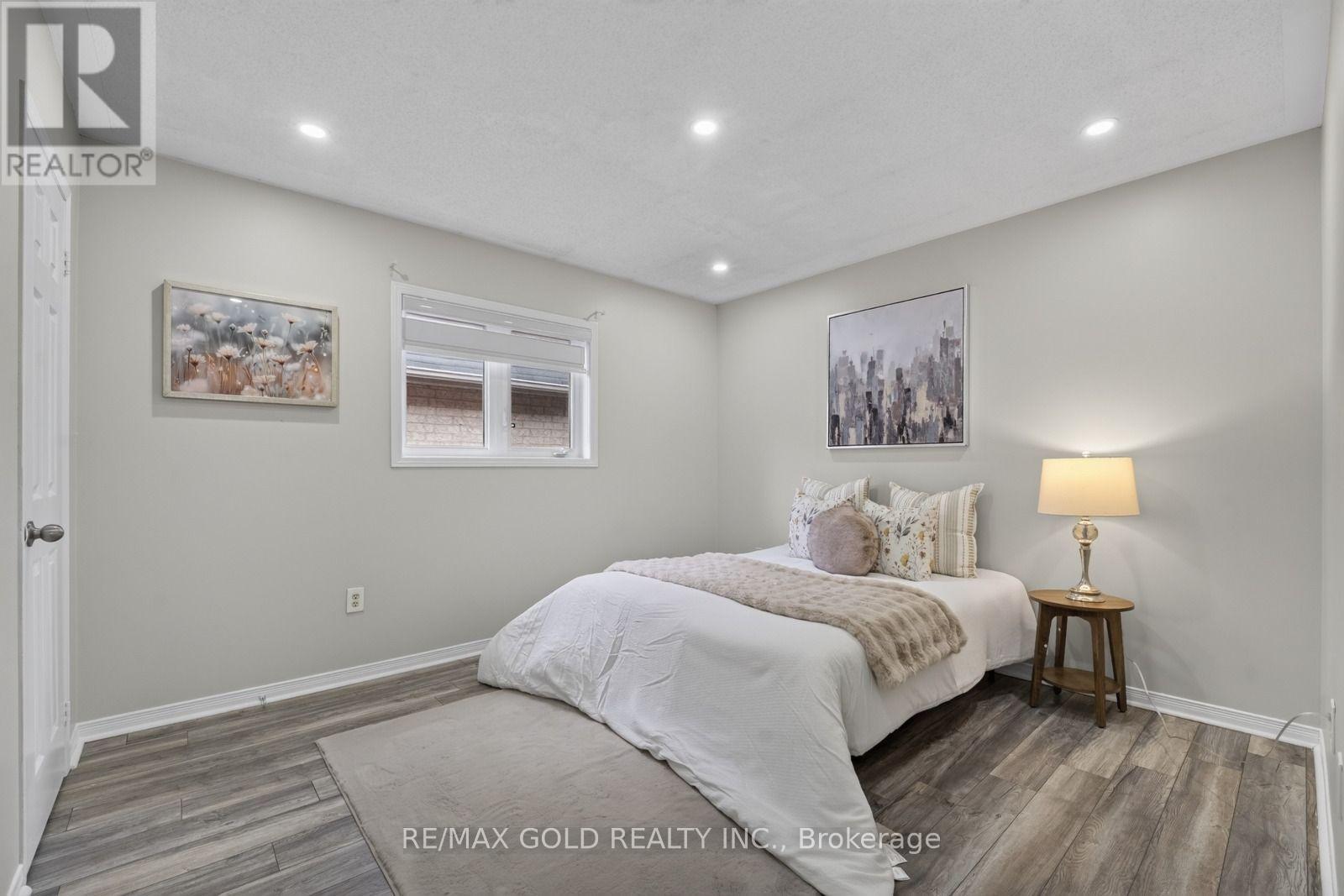 106 Meadowlark Drive, Halton Hills (Georgetown), Ontario  L7G 6N6 - Photo 18 - W13662874
