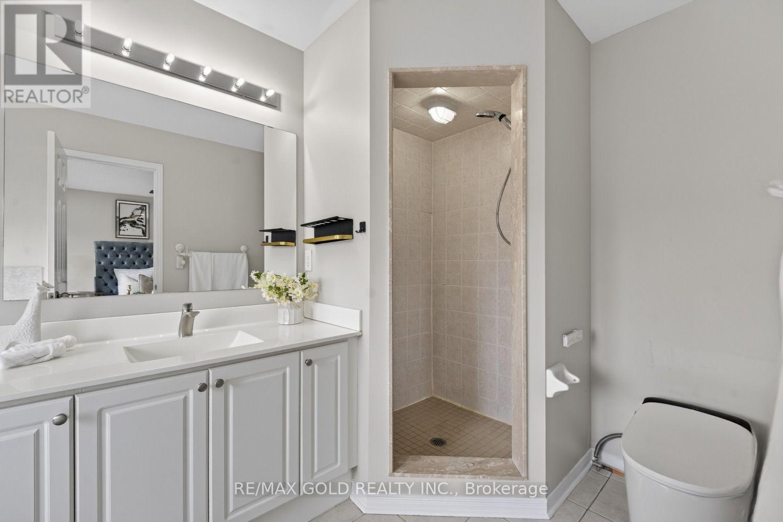 106 Meadowlark Drive, Halton Hills (Georgetown), Ontario  L7G 6N6 - Photo 20 - W13662874