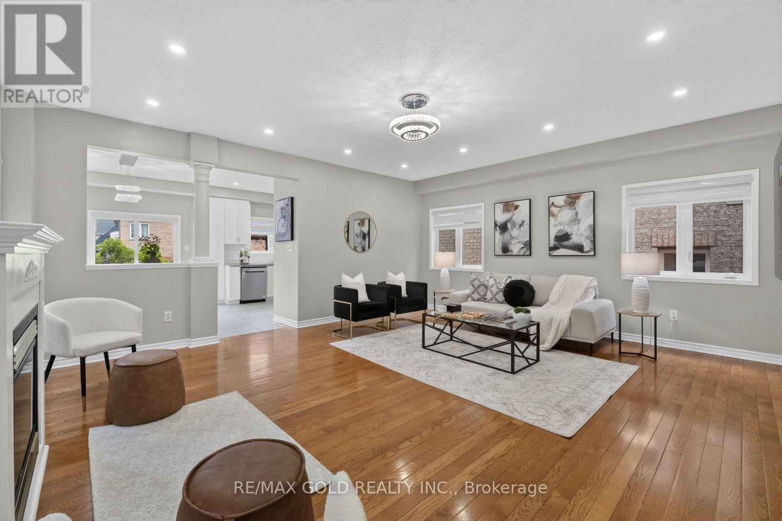 106 Meadowlark Drive, Halton Hills (Georgetown), Ontario  L7G 6N6 - Photo 6 - W13662874