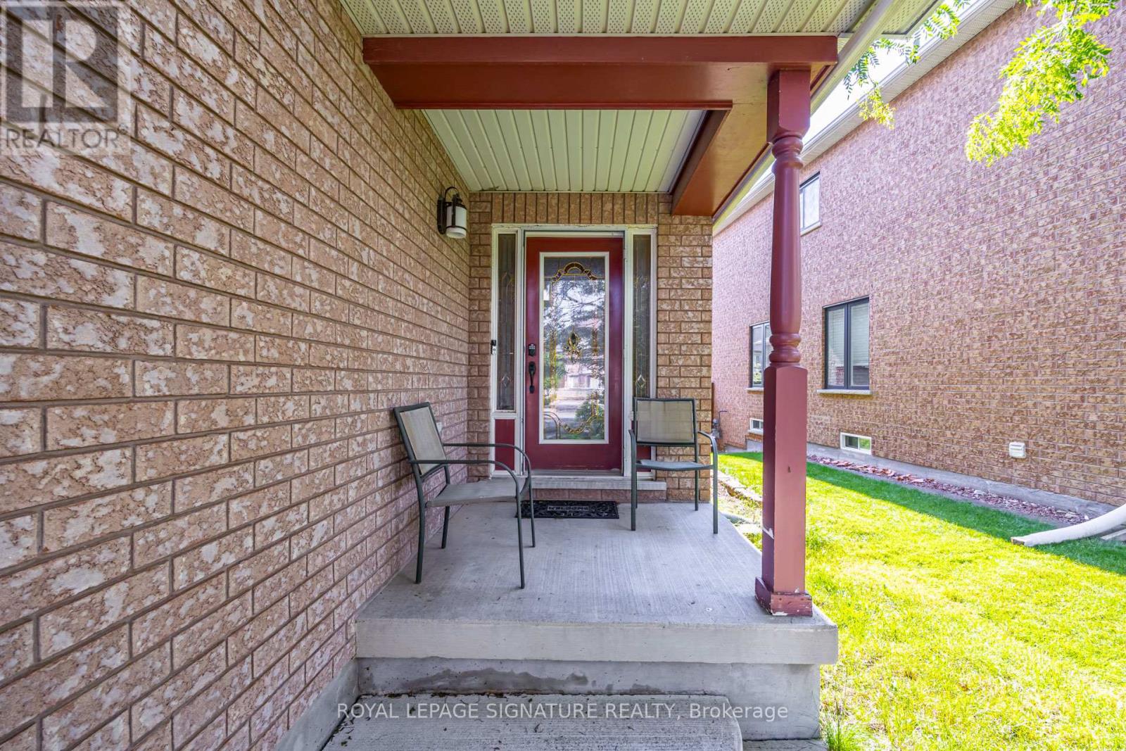 82 Belmont Boulevard, Halton Hills (Georgetown), Ontario  L7G 6E7 - Photo 2 - W13662904