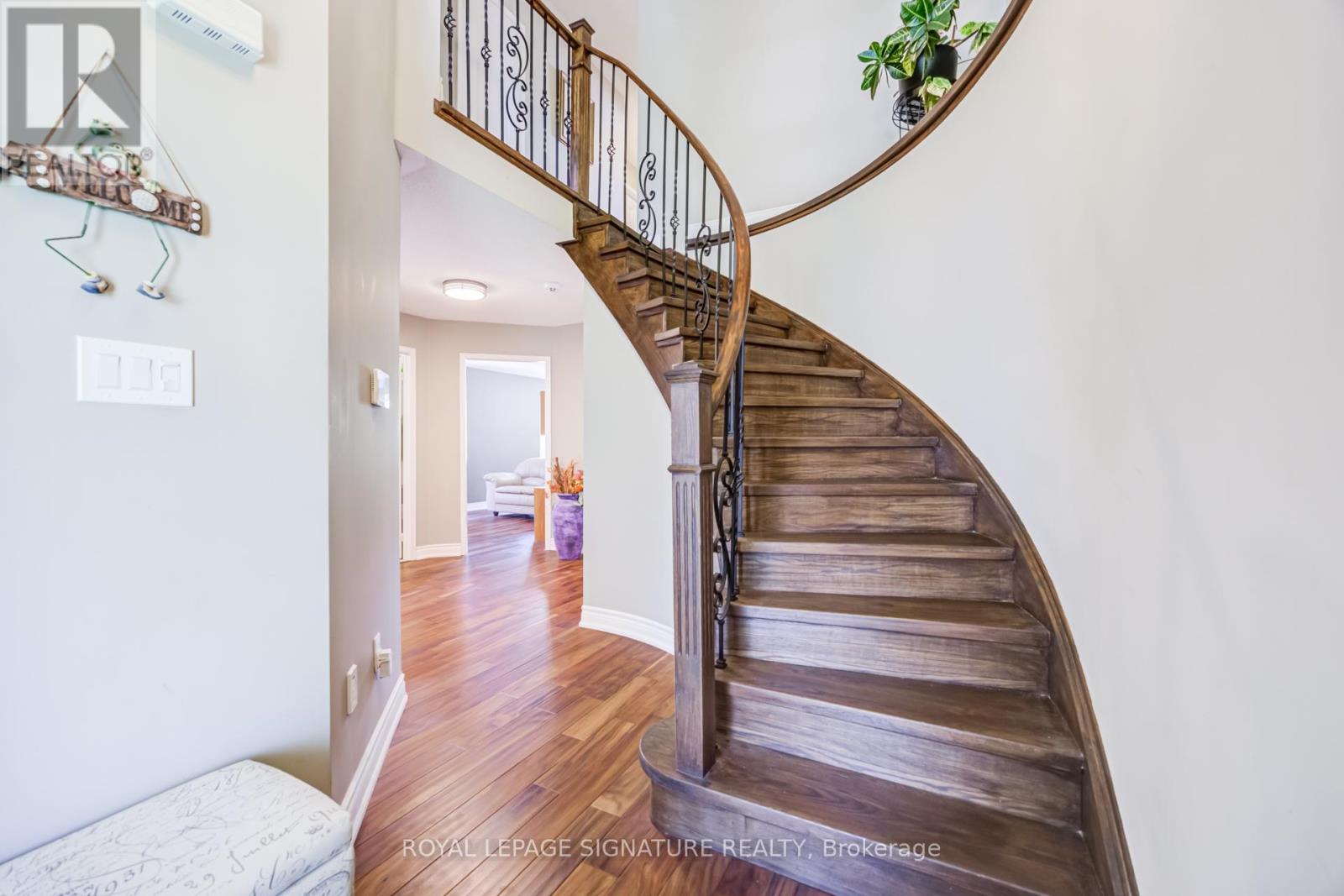 82 Belmont Boulevard, Halton Hills (Georgetown), Ontario  L7G 6E7 - Photo 3 - W13662904
