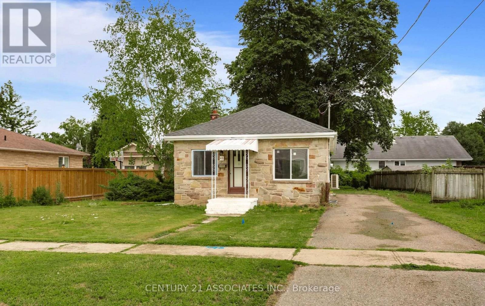 48 King Street, Halton Hills (Georgetown), Ontario  L7G 2G4 - Photo 1 - W13664598