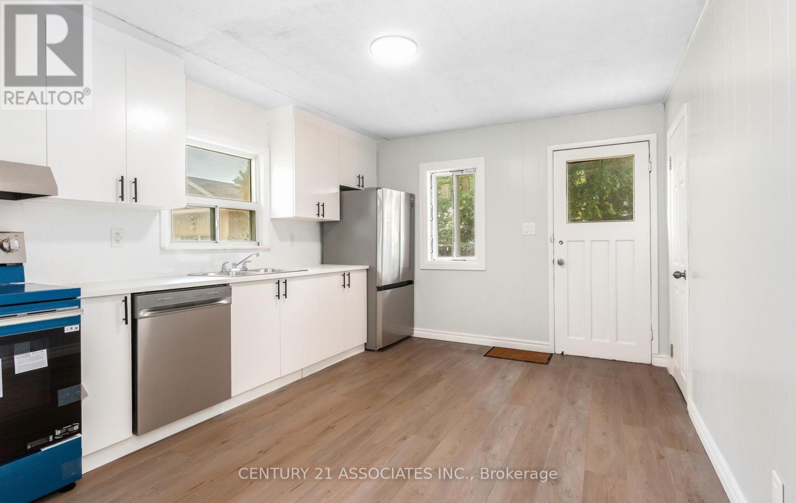 48 King Street, Halton Hills (Georgetown), Ontario  L7G 2G4 - Photo 11 - W13664598