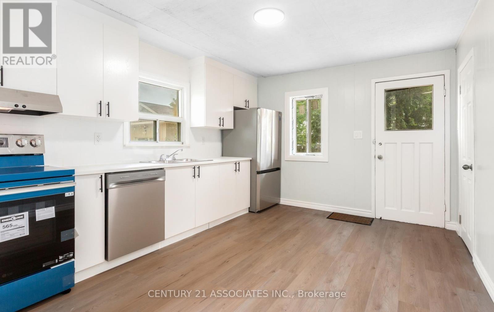 48 King Street, Halton Hills (Georgetown), Ontario  L7G 2G4 - Photo 12 - W13664598