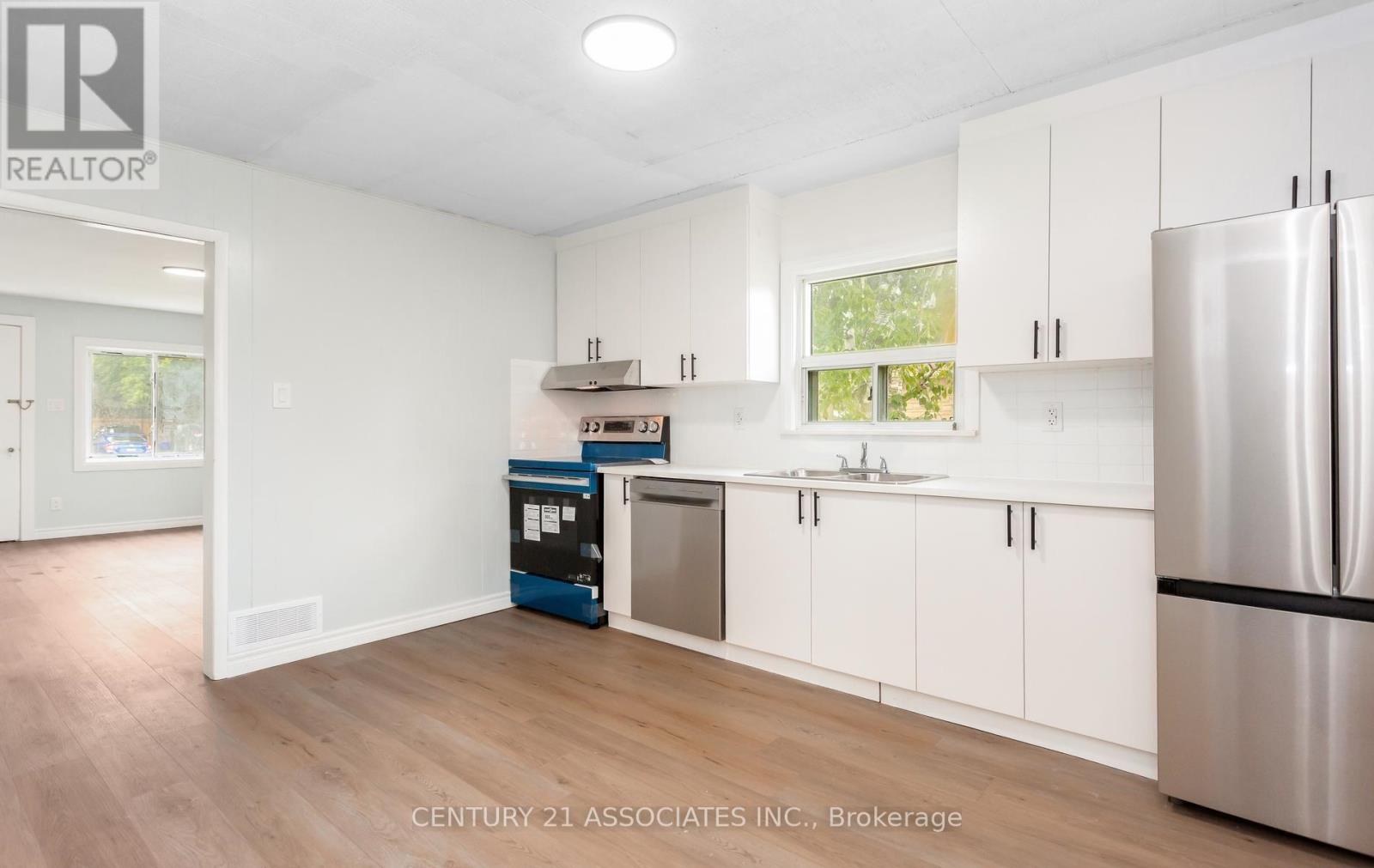 48 King Street, Halton Hills (Georgetown), Ontario  L7G 2G4 - Photo 18 - W13664598