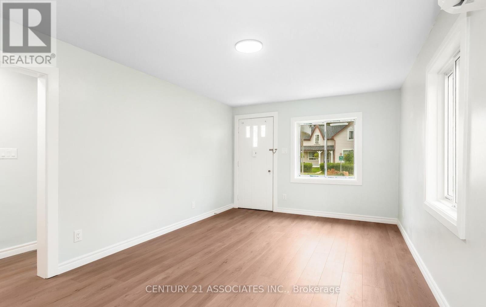 48 King Street, Halton Hills (Georgetown), Ontario  L7G 2G4 - Photo 8 - W13664598