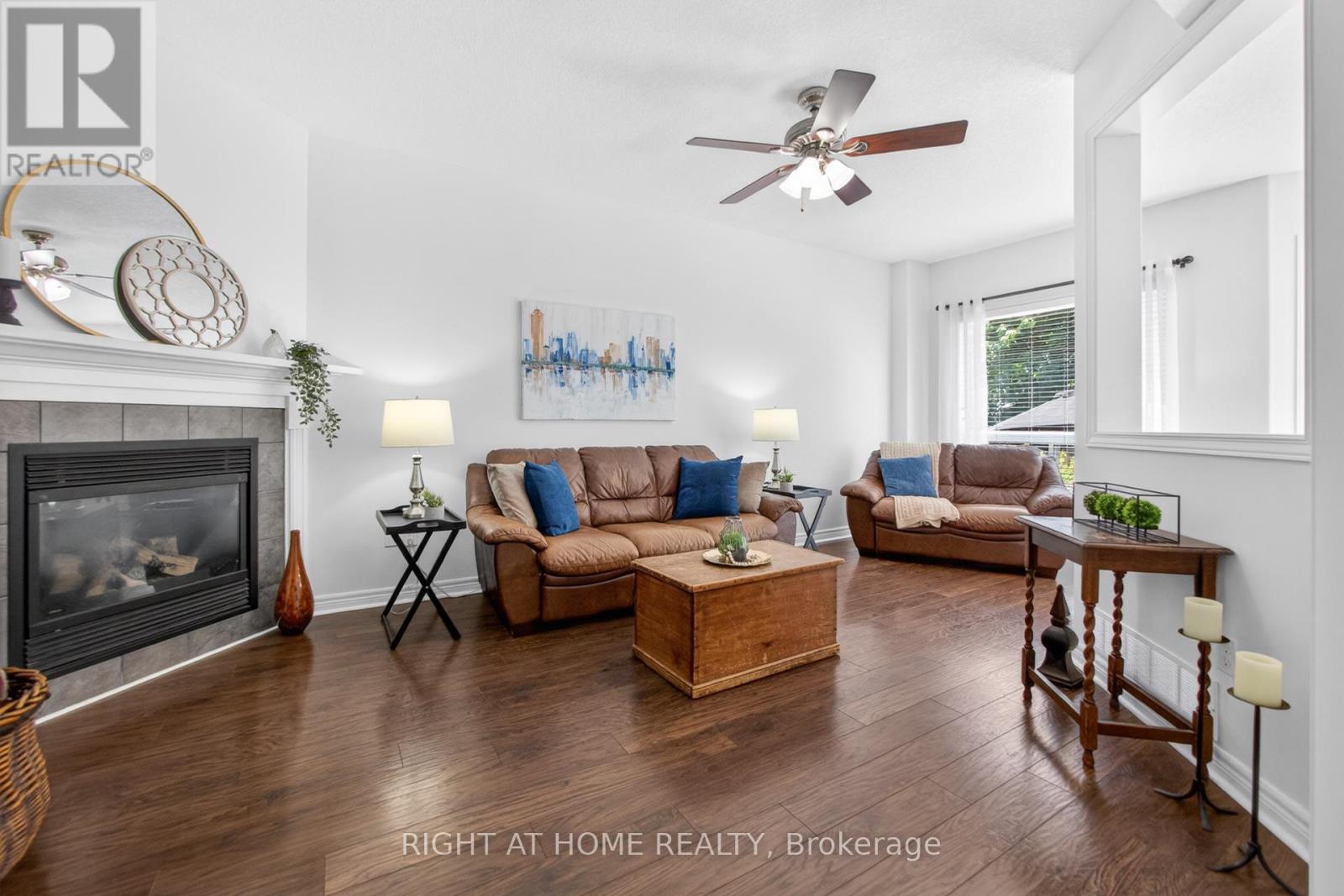 72 Beardmore Crescent, Halton Hills (Ac Acton), Ontario  L7J 2Z1 - Photo 8 - W13665870