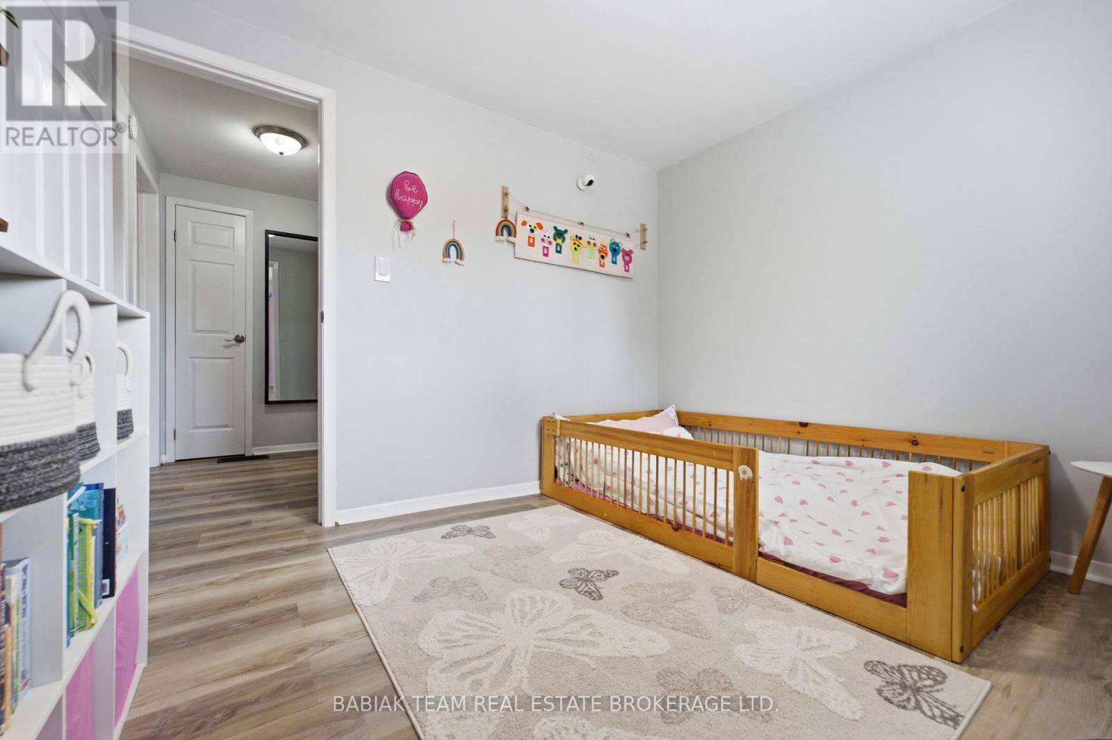 149 Mountainview Road S, Halton Hills (Georgetown), Ontario  L7G 4K4 - Photo 17 - W13667412