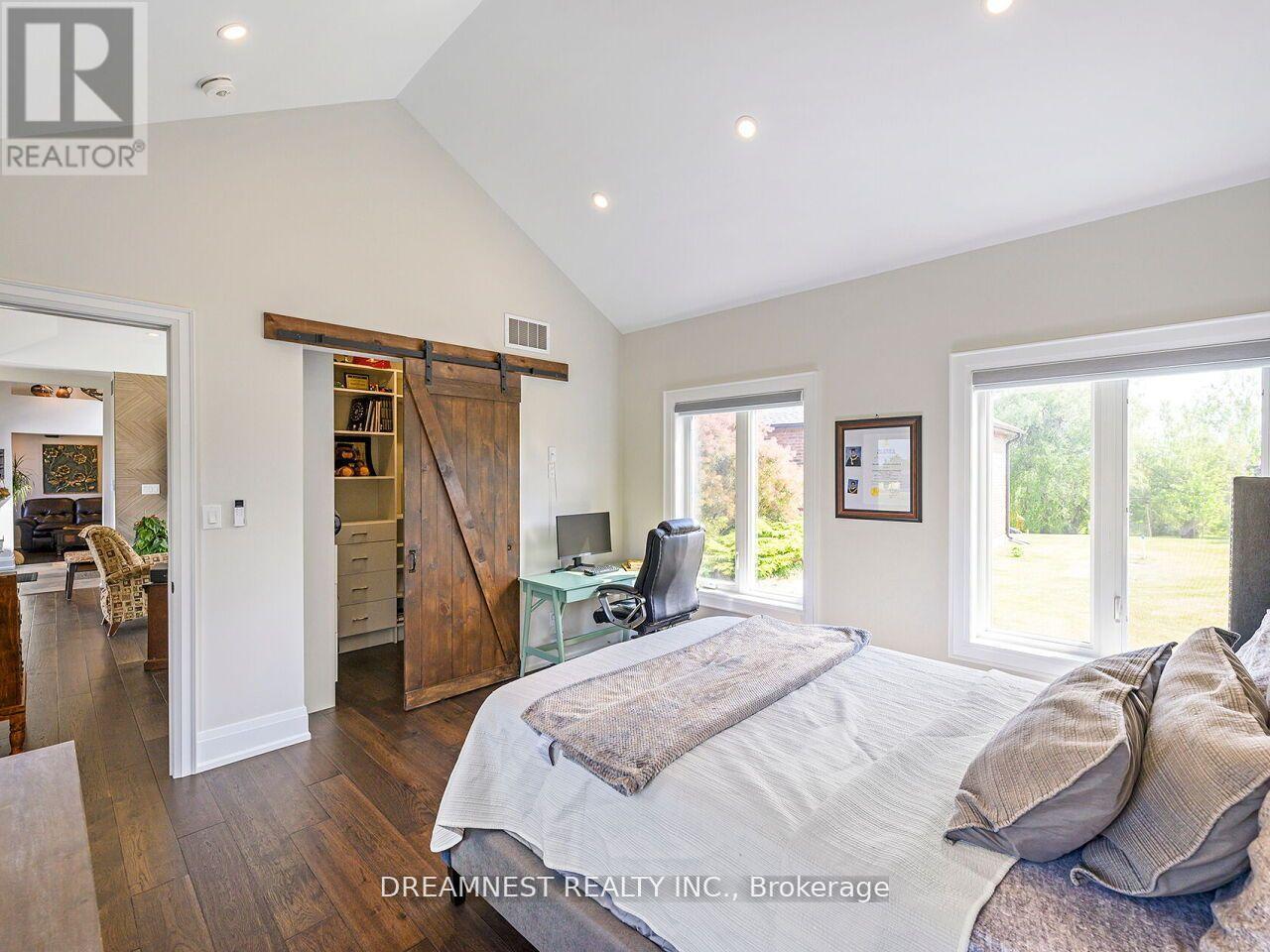 11132 Mcfarland Court, Milton (Brookville/haltonville), Ontario  L0P 1B0 - Photo 19 - W13667796