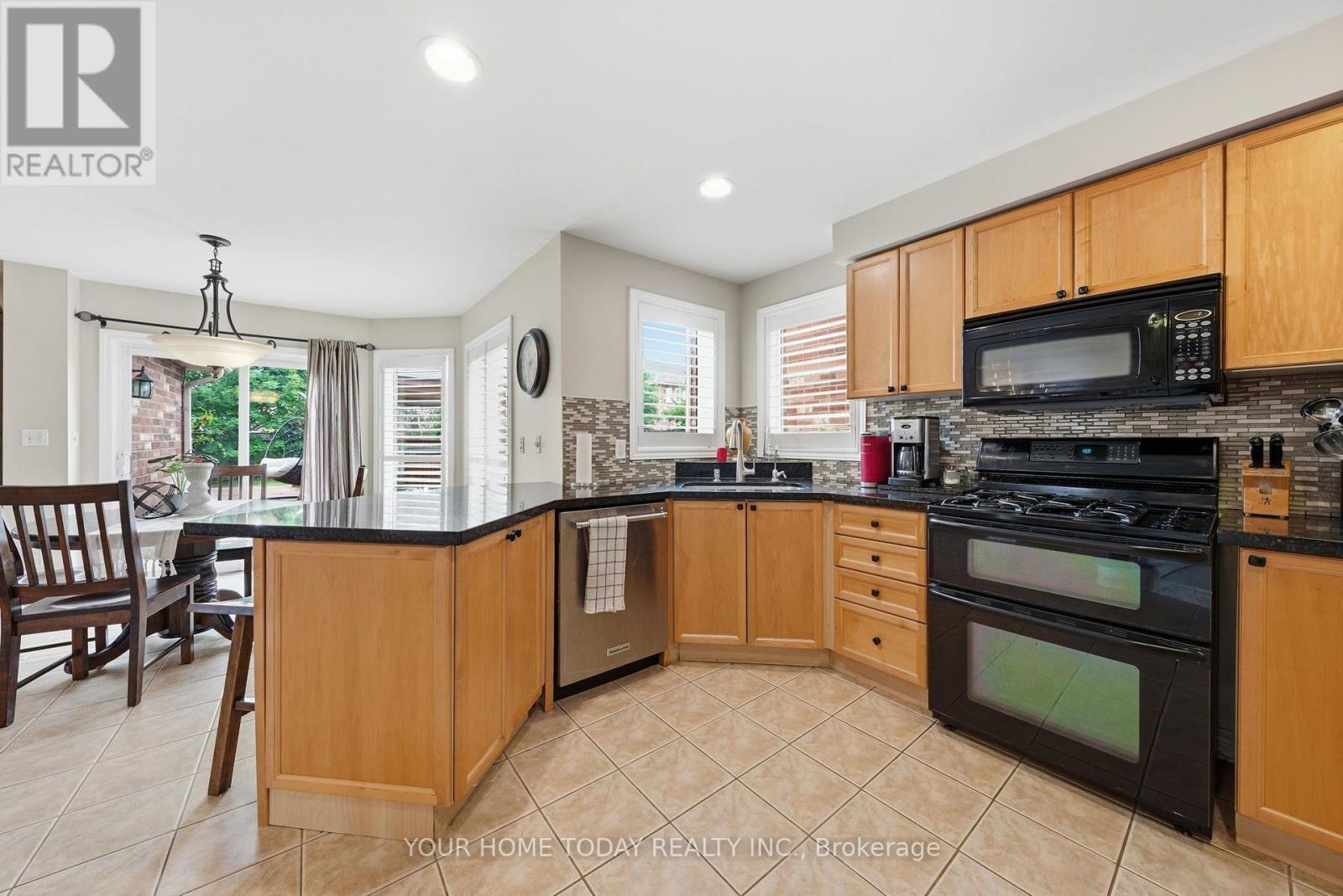 171 Miller Drive, Halton Hills (Georgetown), Ontario  L7G 5Y2 - Photo 12 - W13668284