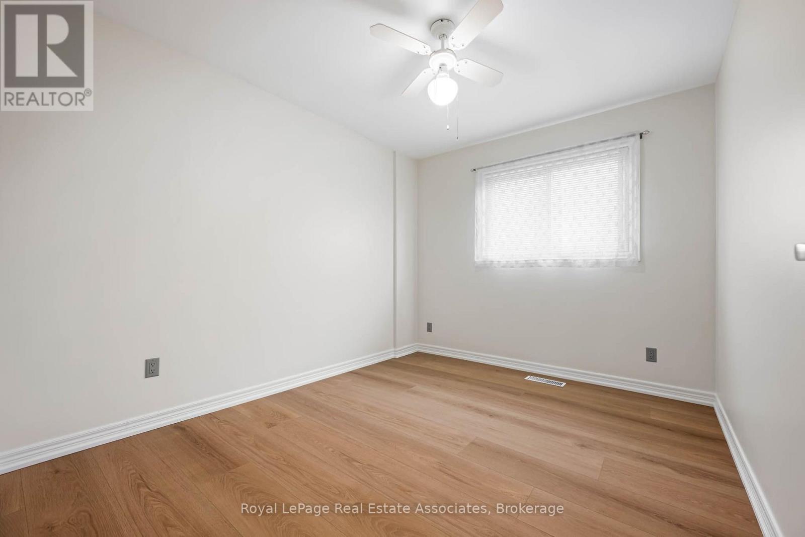 11 Berry Street, Halton Hills (Ac Acton), Ontario  L7J 2N9 - Photo 26 - W13670912