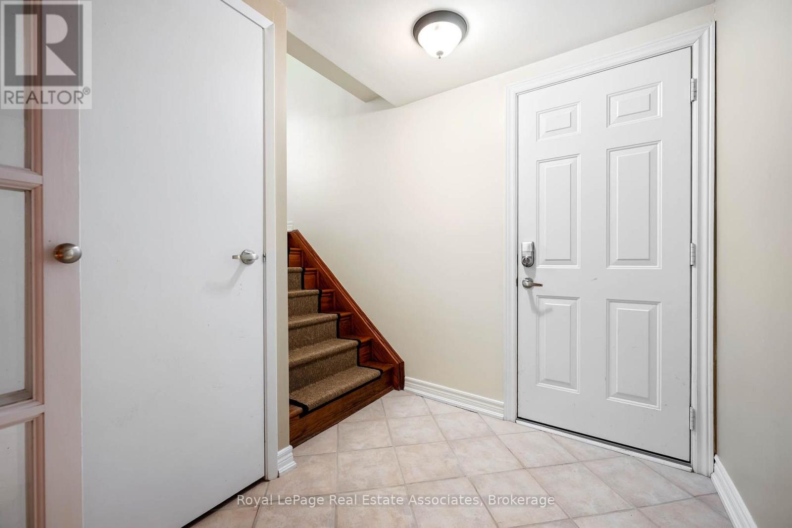 11 Berry Street, Halton Hills (Ac Acton), Ontario  L7J 2N9 - Photo 28 - W13670912