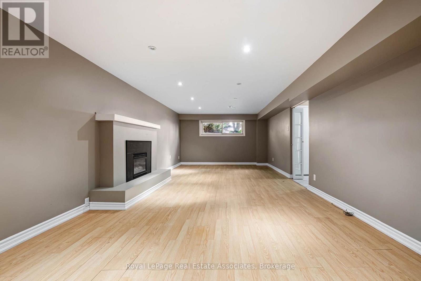 11 Berry Street, Halton Hills (Ac Acton), Ontario  L7J 2N9 - Photo 29 - W13670912