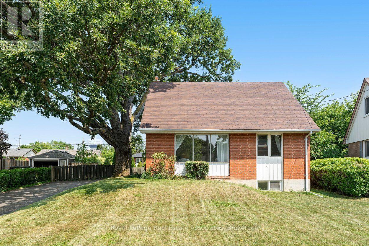 64 Mcintyre Crescent, Halton Hills (Georgetown), Ontario  L7G 1N3 - Photo 1 - W13671336