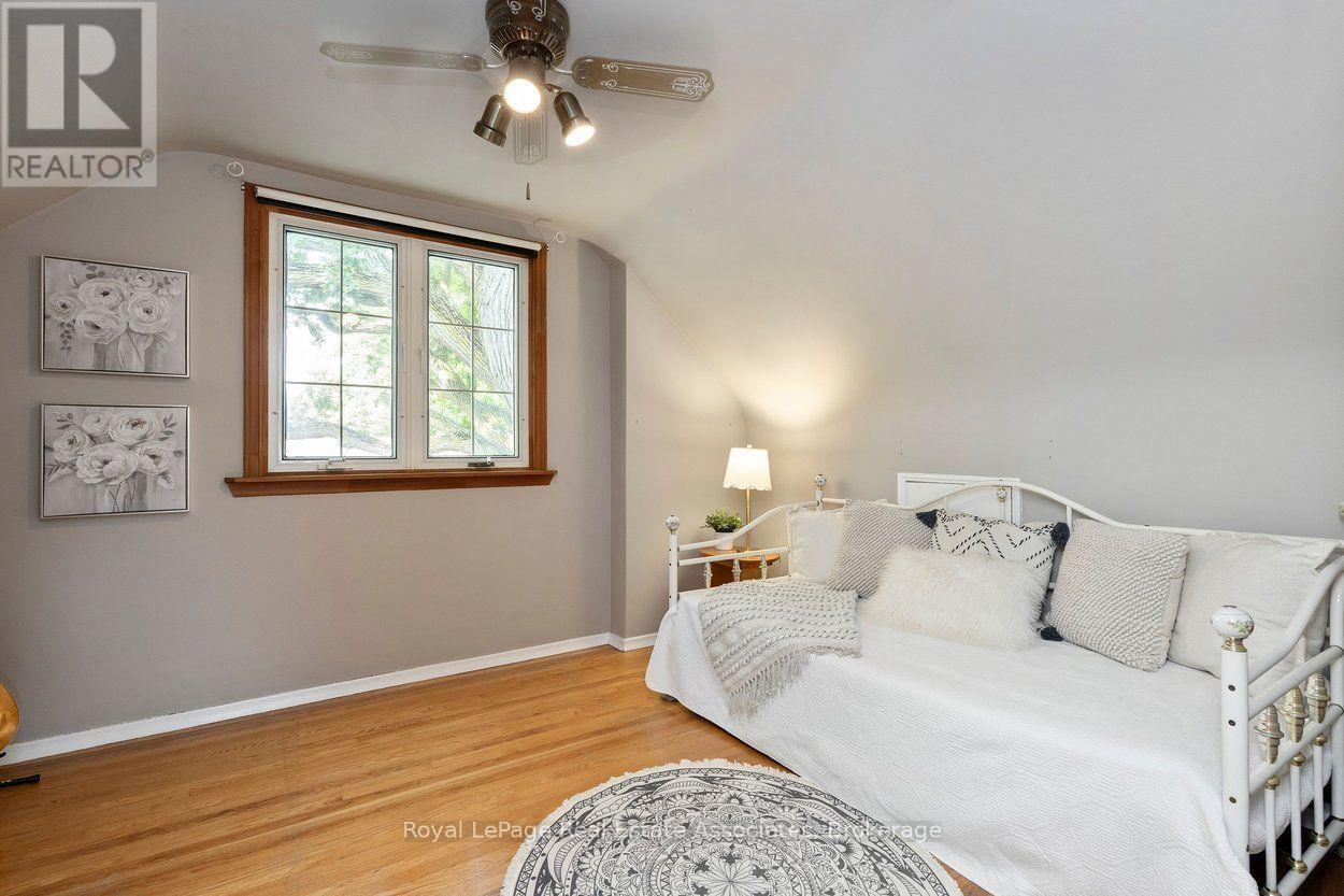 64 Mcintyre Crescent, Halton Hills (Georgetown), Ontario  L7G 1N3 - Photo 21 - W13671336
