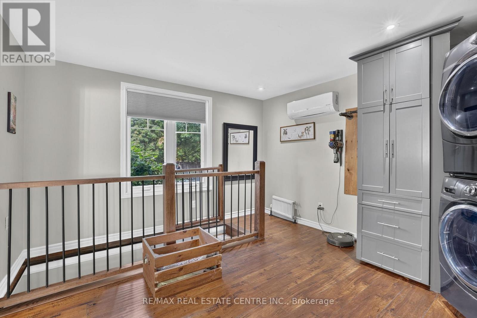 12429 Wolseley Street, Halton Hills (Limehouse), Ontario  L0P 1H0 - Photo 15 - W13671704