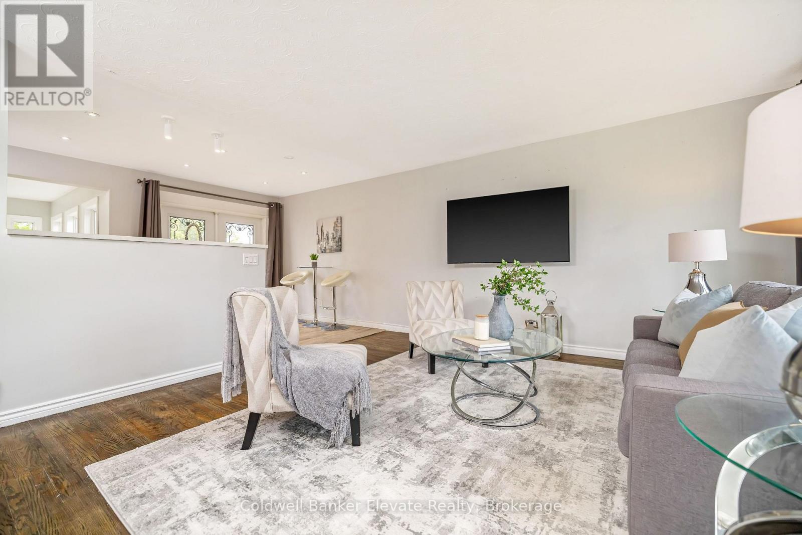 39 Mcgilvray Crescent, Halton Hills (Georgetown), Ontario  L7G 1L7 - Photo 11 - W13673428