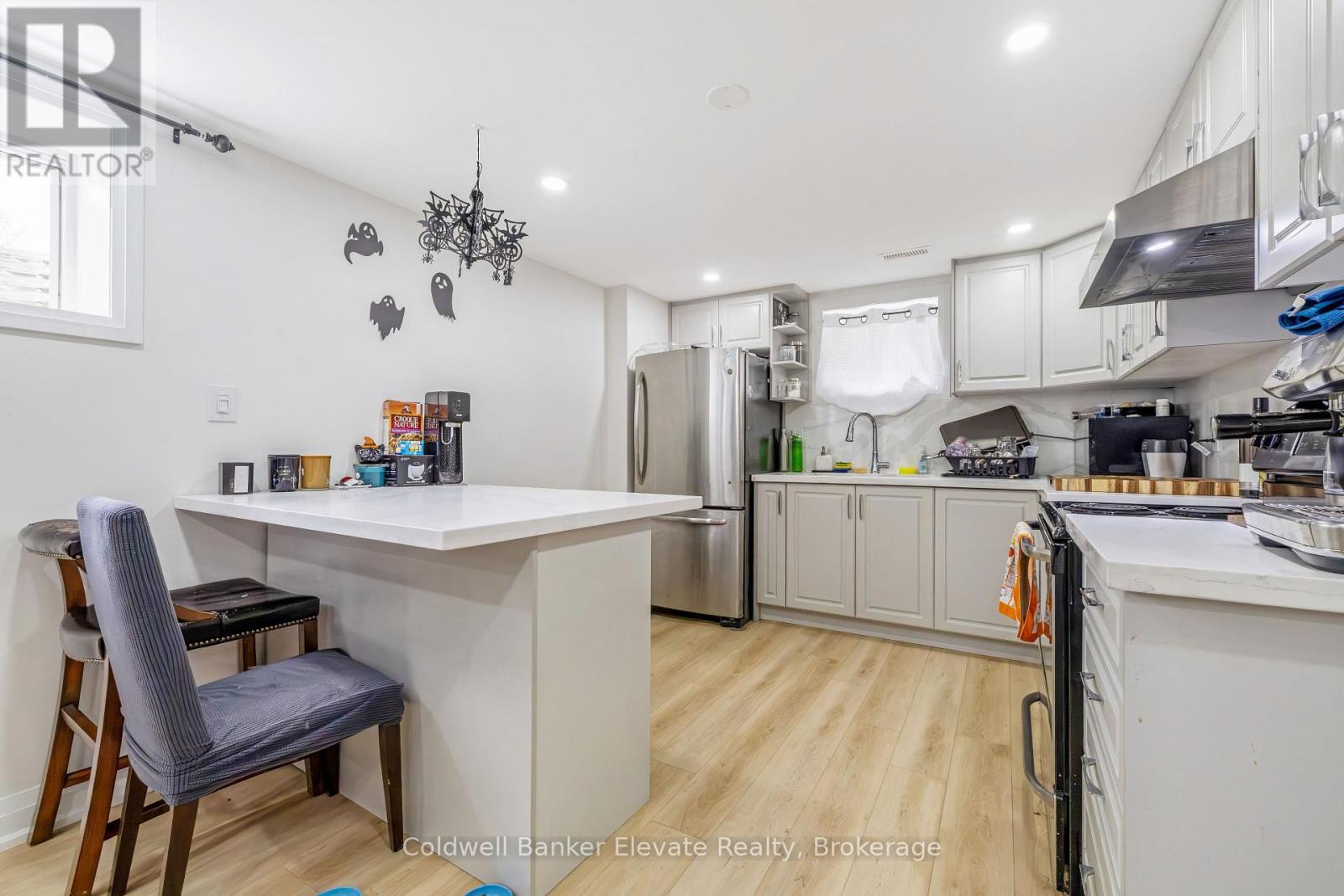 39 Mcgilvray Crescent, Halton Hills (Georgetown), Ontario  L7G 1L7 - Photo 34 - W13673428