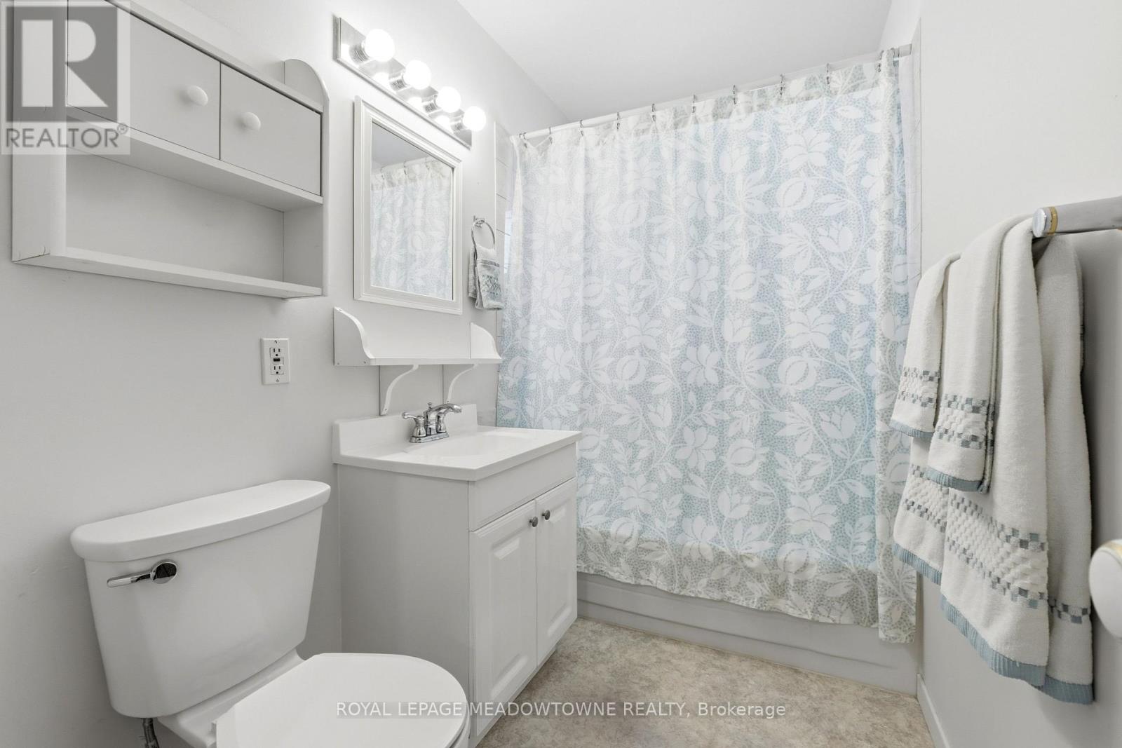 177 Delrex Boulevard, Halton Hills (Georgetown), Ontario  L7G 4E4 - Photo 12 - W13674776
