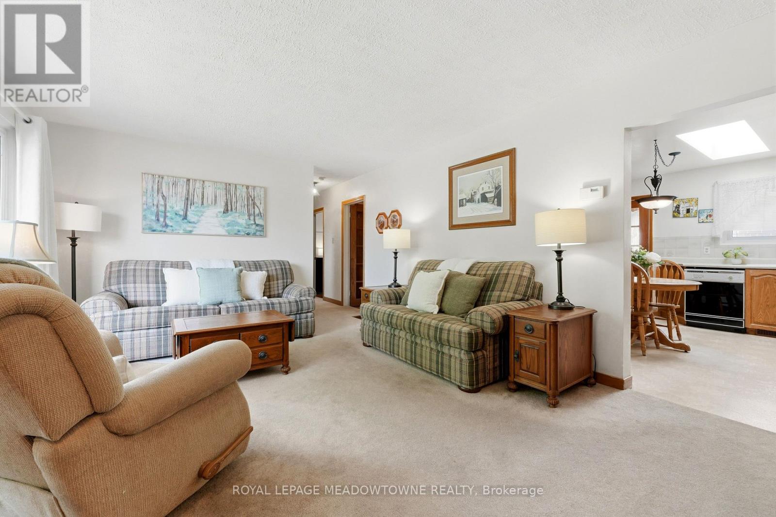 177 Delrex Boulevard, Halton Hills (Georgetown), Ontario  L7G 4E4 - Photo 4 - W13674776