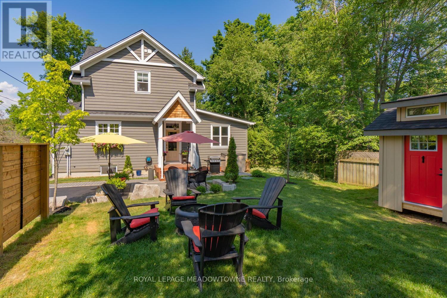 2 Bennett Place, Halton Hills (Glen Williams), Ontario  L7G 2X7 - Photo 32 - W13675024