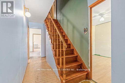 44 Willow Street S, Halton Hills (Ac Acton), Ontario  L7J 2A2 - Photo 17 - W13677802