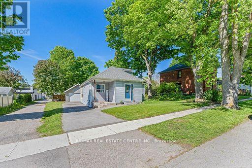 44 Willow Street S, Halton Hills (Ac Acton), Ontario  L7J 2A2 - Photo 2 - W13677802